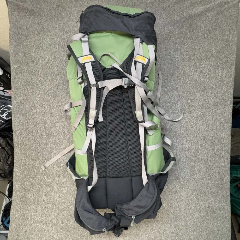 Vintage GoLite QUEST Hiking Backpack 50L Ultralight Green Hiking Internal Frame
